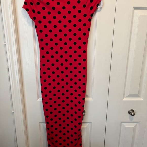 Boohoo size 4 fitted dress - Picture 9 of 12
